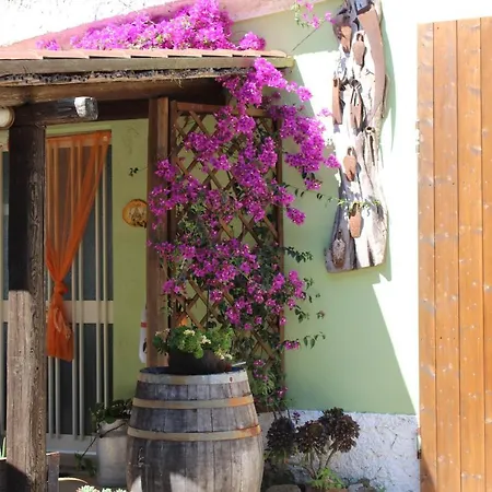 Bed & Breakfast Pira Pinta Dorgali